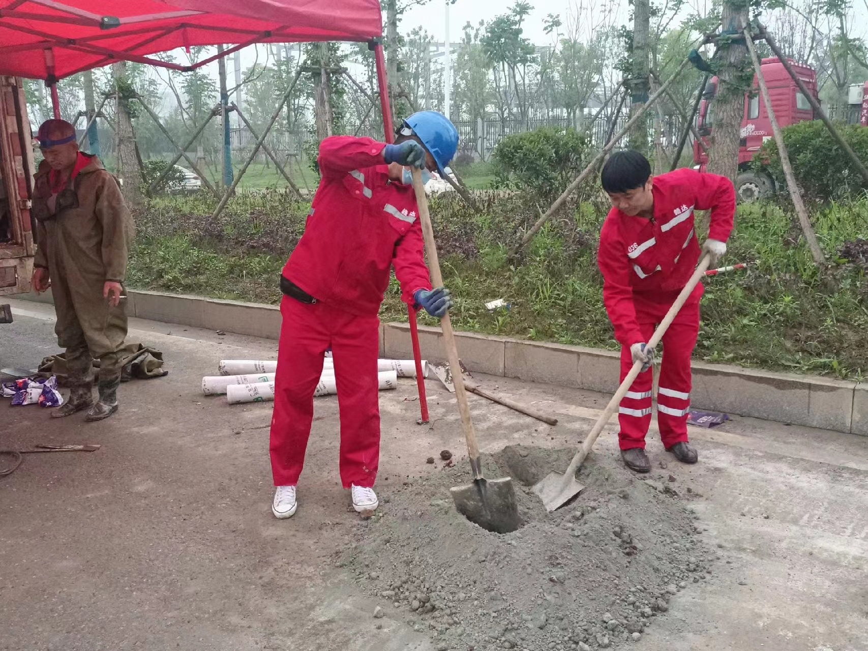 固始管道疏通哪家好】及时进行市政管道清淤